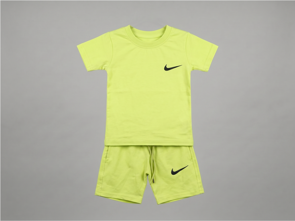 Nike shirt and shorts for Kids